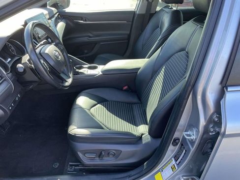 Used 2022 Toyota Camry SE image 29
