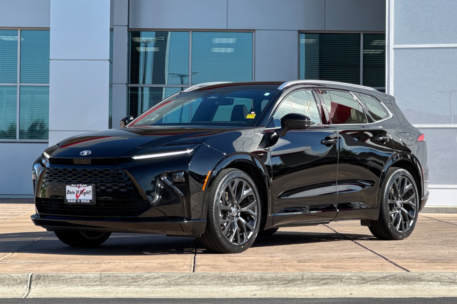 Certified 2025 Toyota Crown Signia w/ Advanced Technology Package AWD/4WD image 10