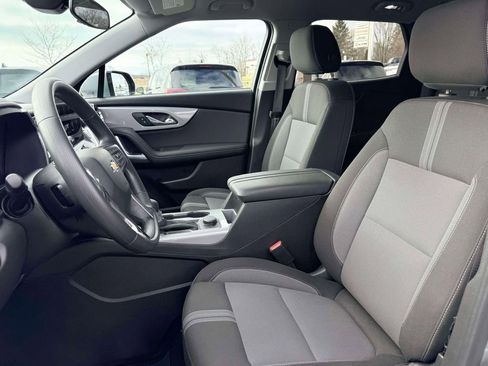 Used 2025 Chevrolet Blazer LT FWD image 14