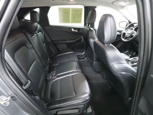Certified 2025 Ford Escape Platinum AWD/4WD image 31