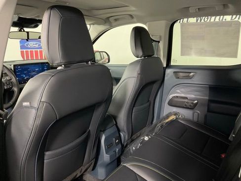New 2025 Ford Maverick Lobo image 15