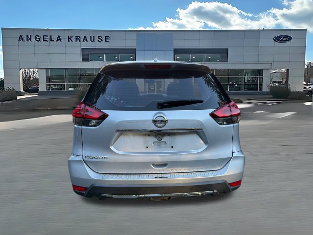 Used 2017 Nissan Rogue S FWD image 7