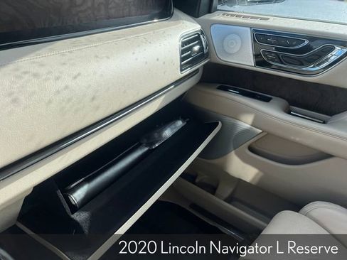 Used 2020 Lincoln Navigator L Reserve w/ Luxury Package image 36