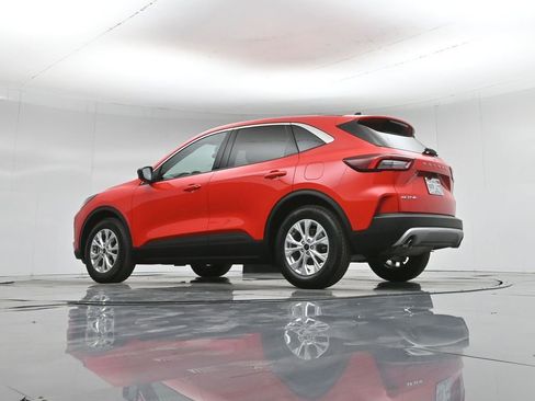 Certified 2024 Ford Escape Active FWD image 52