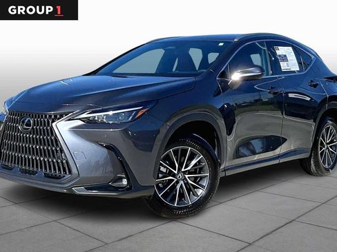 Used 2025 Lexus NX 250 Premium w/ Accessory Package (Z1) image 1