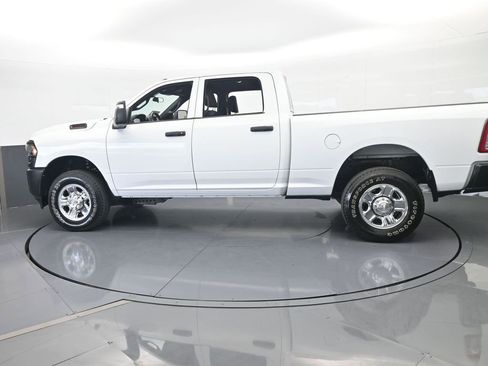 Used 2024 RAM 3500 Tradesman image 3