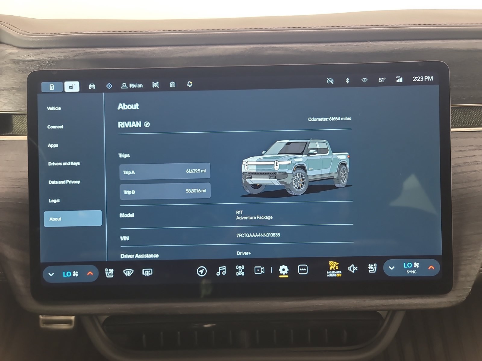 Used 2022 Rivian R1T Adventure AWD/4WD image 27