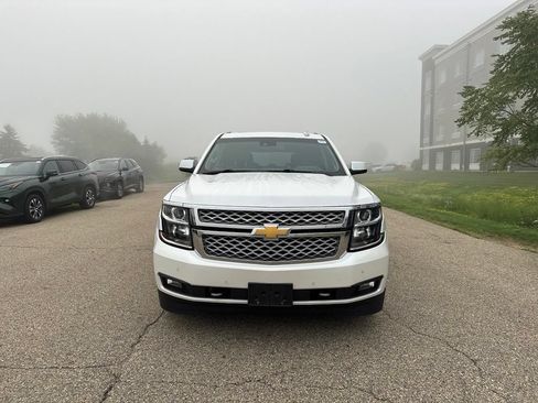 Used 2017 Chevrolet Suburban LT w/ LT Signature Package AWD/4WD image 13