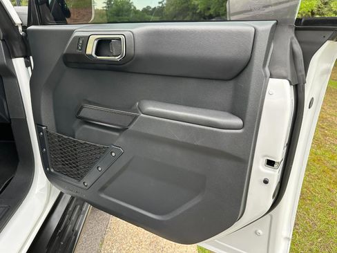 Used 2025 Ford Bronco Outer Banks AWD/4WD image 22