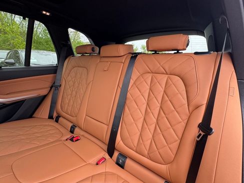 Used 2026 BMW X5 M60i AWD/4WD image 22