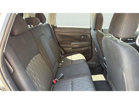 Used 2024 Mitsubishi Outlander Sport ES AWD/4WD image 15