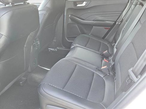 New 2025 Ford Escape SE FWD image 16