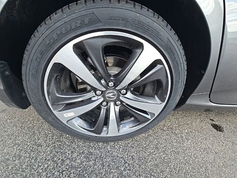 Used 2024 Acura TLX w/ Technology Package image 10