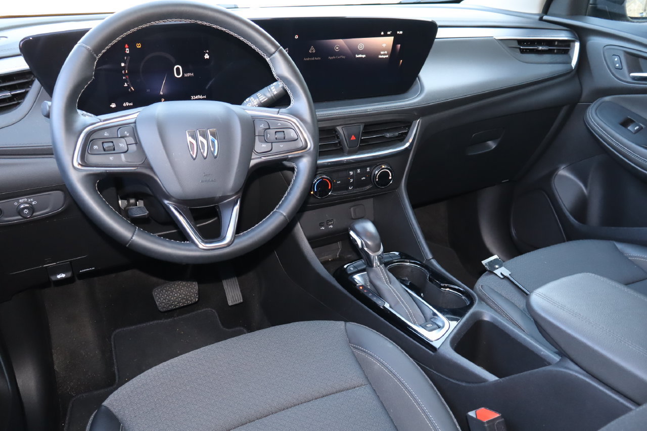 Used 2024 Buick Encore GX Preferred FWD image 4