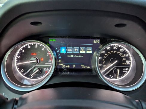 Used 2023 Toyota Camry XLE image 18