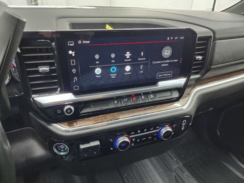 Used 2024 GMC Sierra 2500 SLE w/ SLE Value Package; image 11