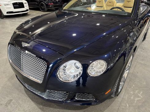 Used 2012 Bentley Continental GT w/ Convenience Specification Pkg image 28
