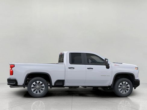 New 2026 Chevrolet Silverado 2500 Custom image 5