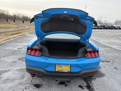 Used 2024 Ford Mustang GT Premium image 10