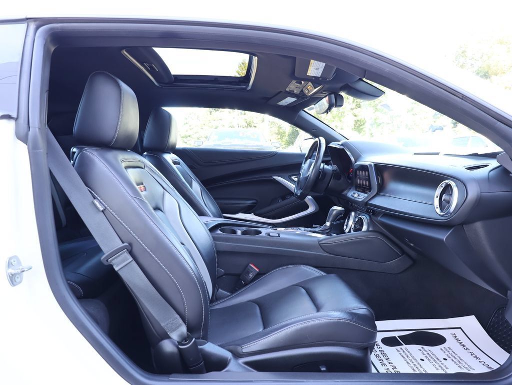Used 2021 Chevrolet Camaro SS RWD image 27