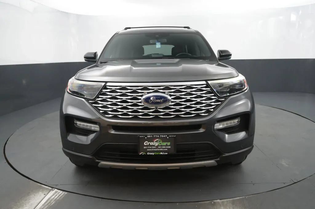 Used 2020 Ford Explorer Platinum w/ Premium Technology Package AWD/4WD image 8