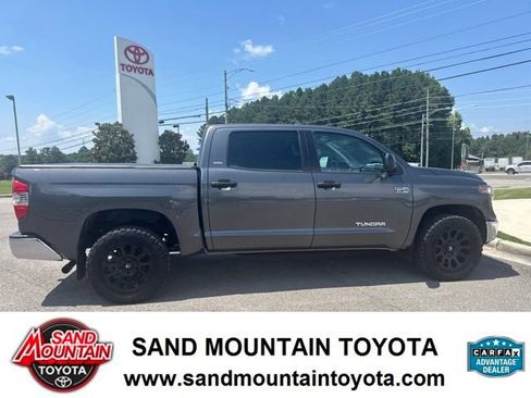 Used 2021 Toyota Tundra SR5 w/ SR5 Upgrade Package RWD image 2