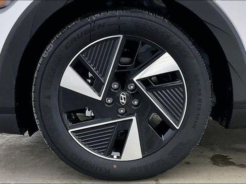 New 2026 Hyundai Ioniq 5 SEL image 33