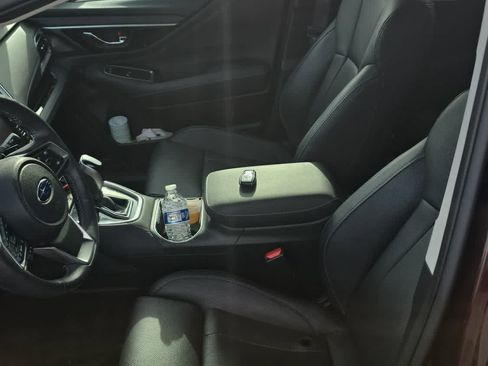 Used 2023 Subaru Outback Touring AWD/4WD image 7