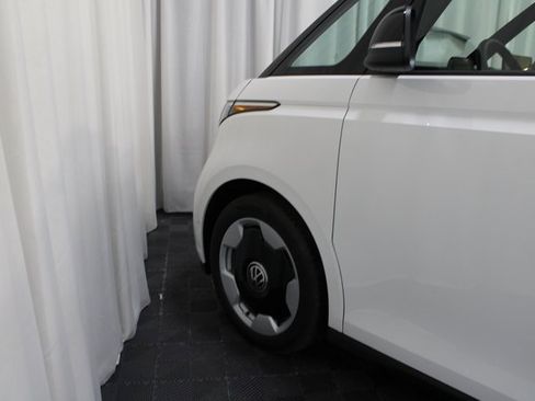 New 2025 Volkswagen ID. Buzz Pro S image 20
