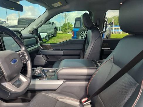 Used 2022 Ford F150 Lariat w/ Equipment Group 502A High AWD/4WD image 17