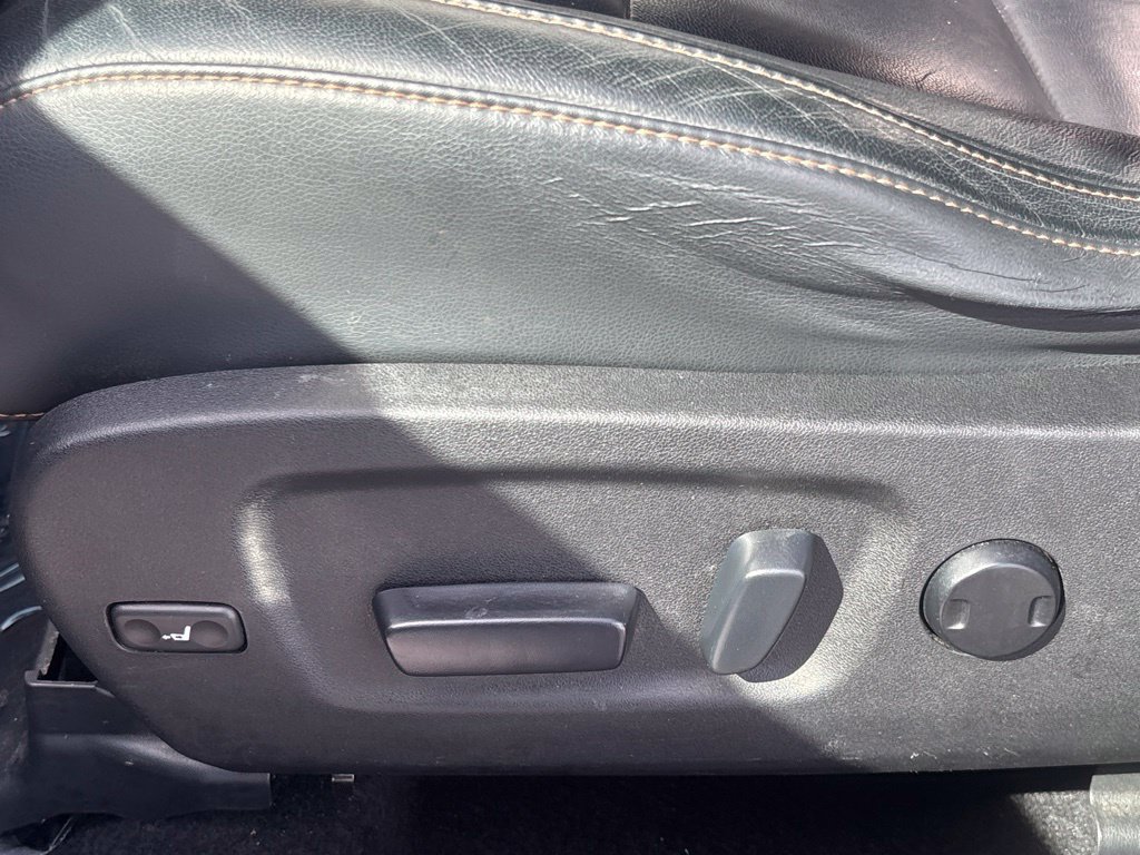 Used 2014 Toyota Highlander XLE FWD image 9