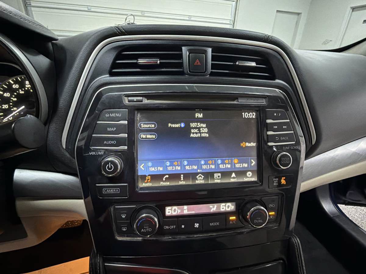Used 2018 Nissan Maxima 3.5 SV FWD image 17