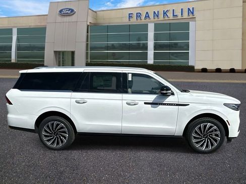 New 2026 Lincoln Navigator L Black Label image 8