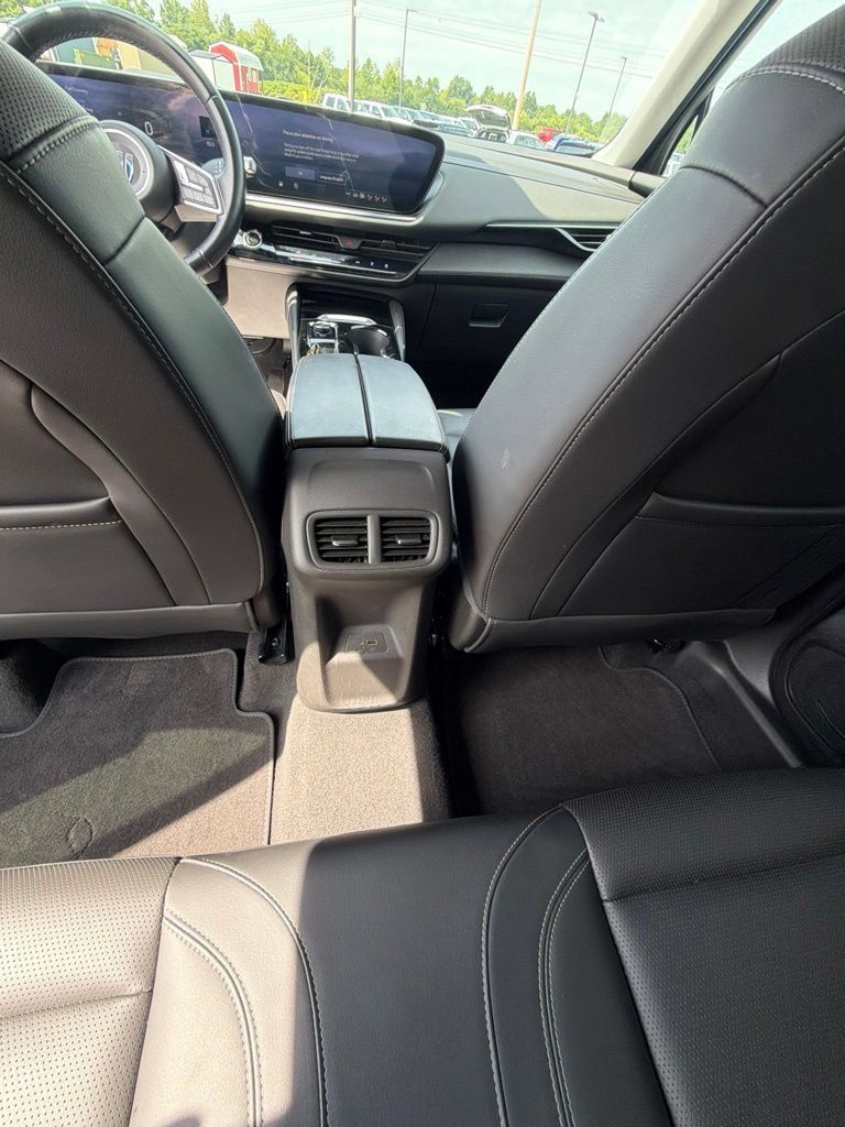 Used 2024 Buick Envision Preferred AWD/4WD image 26