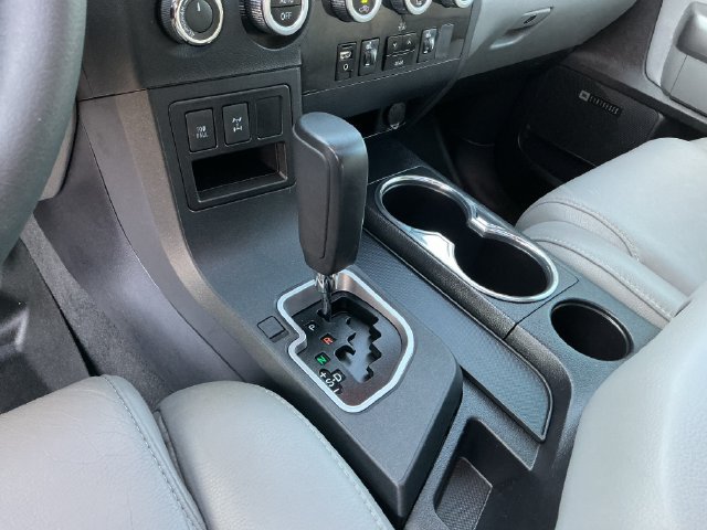 Used 2019 Toyota Sequoia Limited w/ Safety & Convenience Package AWD/4WD image 23