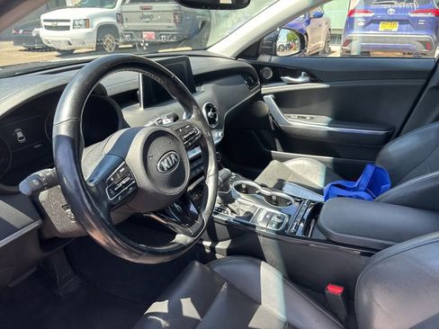 Used 2018 Kia Stinger Premium AWD/4WD image 21