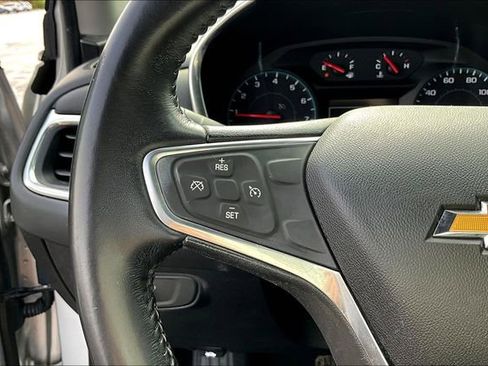 Used 2018 Chevrolet Equinox LT image 10