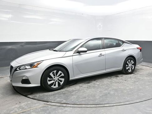 Used 2021 Nissan Altima 2.5 S image 3