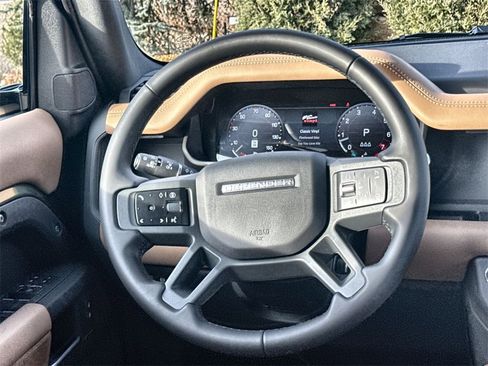 Used 2026 Land Rover Defender 110 S image 21