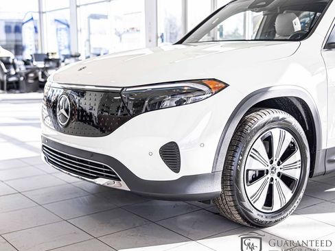 Used 2024 Mercedes-Benz EQB 300 4MATIC w/ Winter Package image 5