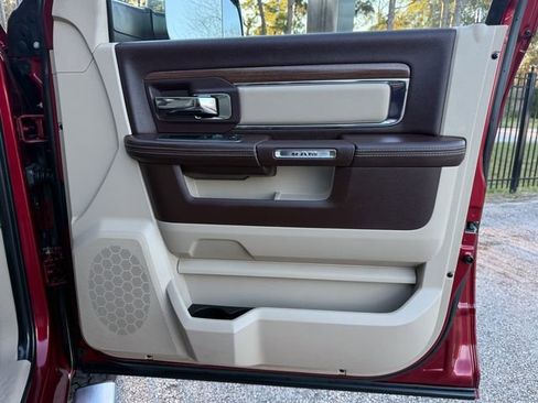 Used 2015 RAM 1500 Laramie w/ Convenience Group image 25