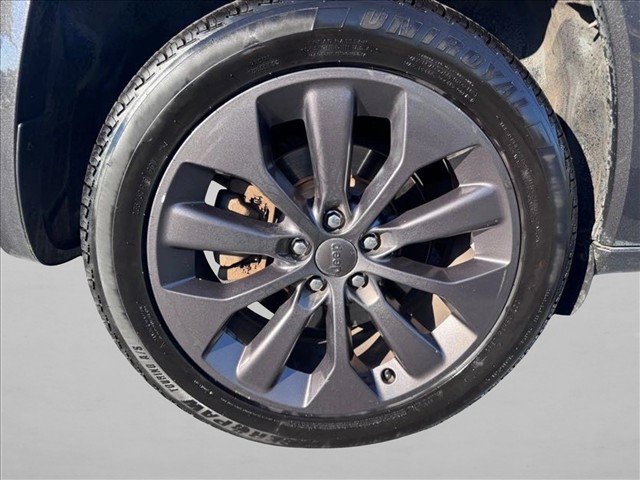 Used 2019 Jeep Cherokee High Altitude AWD/4WD image 13