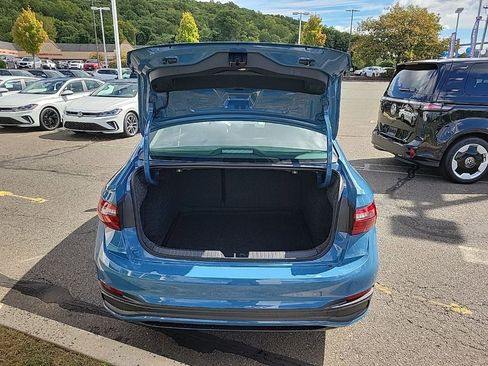 New 2025 Volkswagen Jetta SE image 52