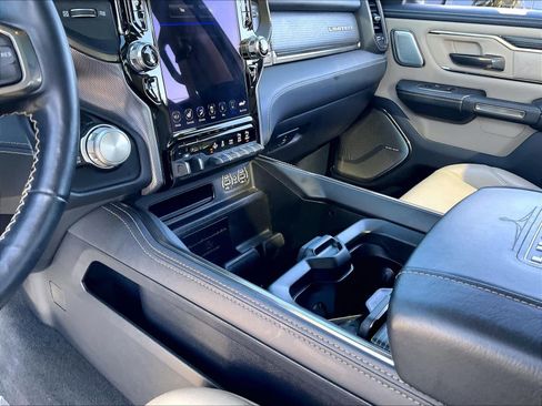 Used 2021 RAM 1500 Limited AWD/4WD image 18