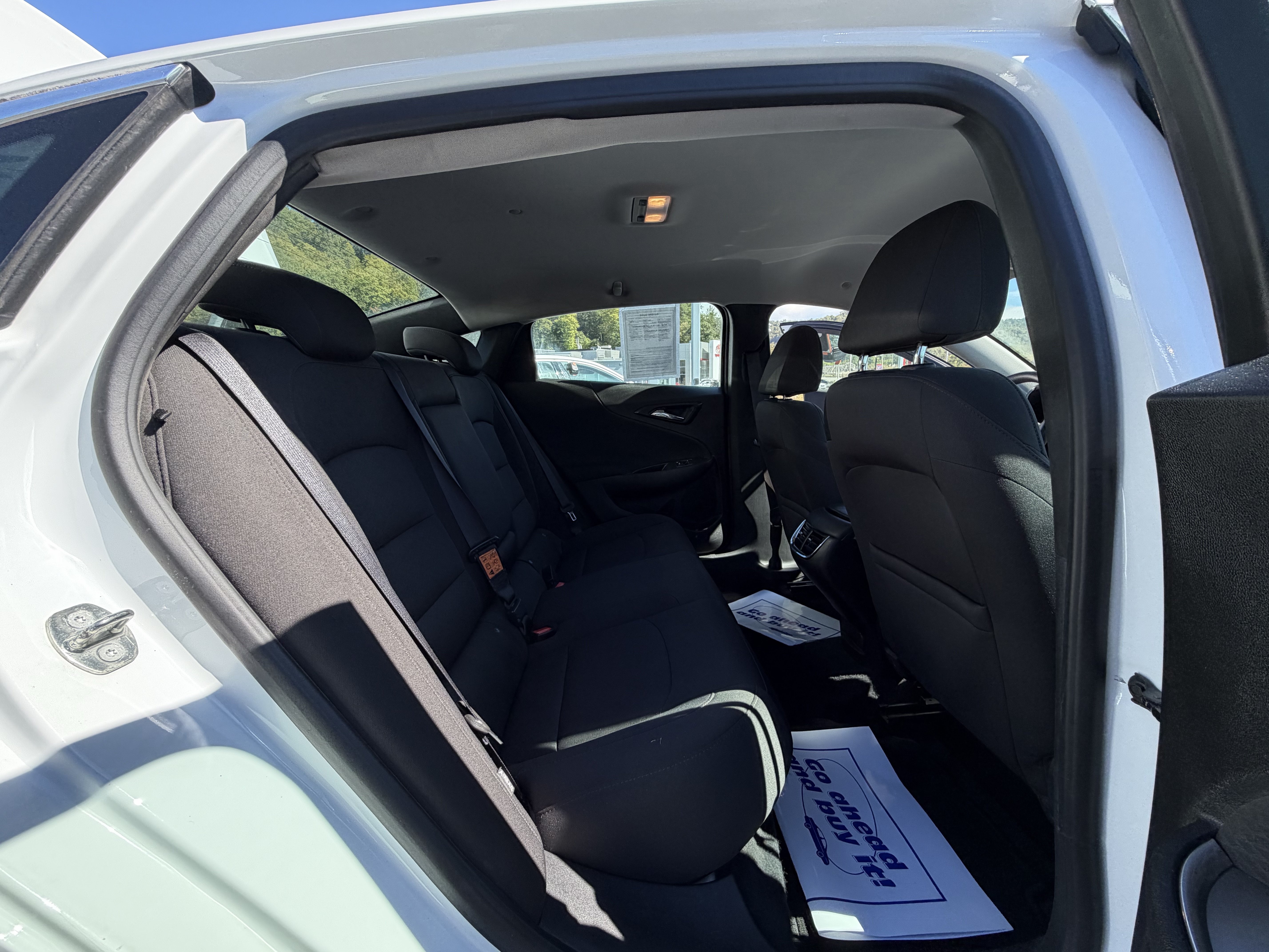 Used 2018 Chevrolet Malibu LT FWD image 23