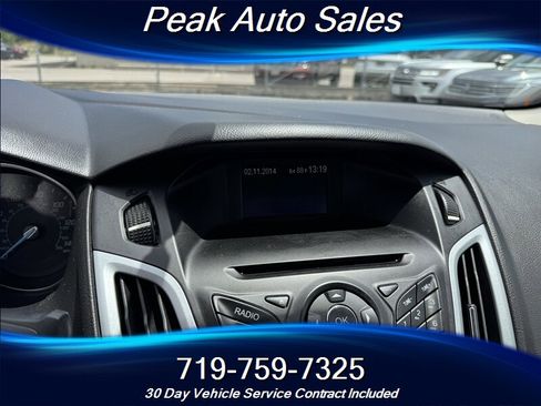 Used 2014 Ford Focus SE FWD image 17