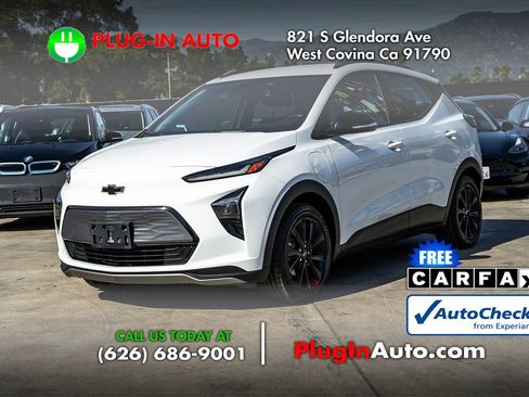 Used 2023 Chevrolet Bolt EUV LT w/ Convenience Package image 1
