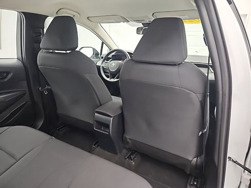 Used 2022 Toyota Corolla LE image 37