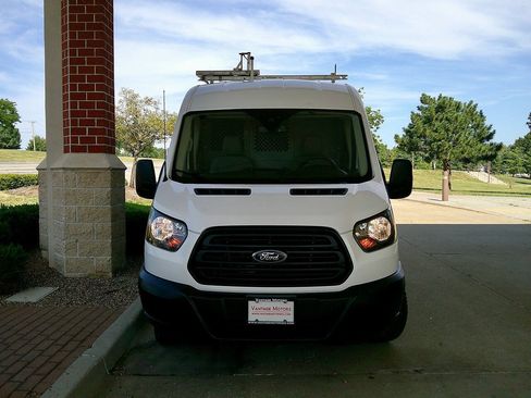 Used 2019 Ford Transit 250 148 Medium Roof RWD image 2
