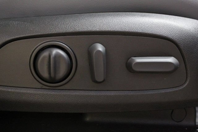 Used 2023 Buick Enclave Essence w/ Experience Buick Package FWD image 11